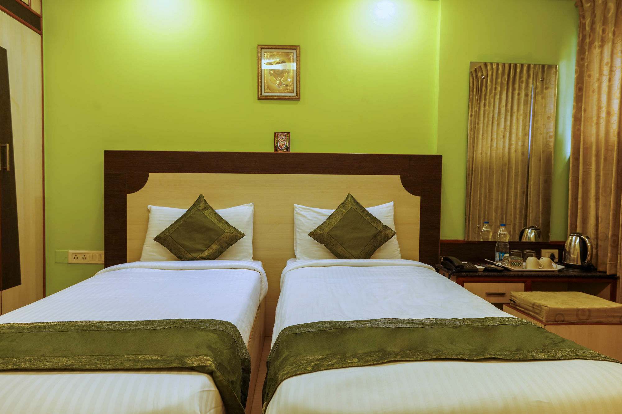 فندق Treebo Trip Grand Regency بنغالور المظهر الخارجي الصورة
