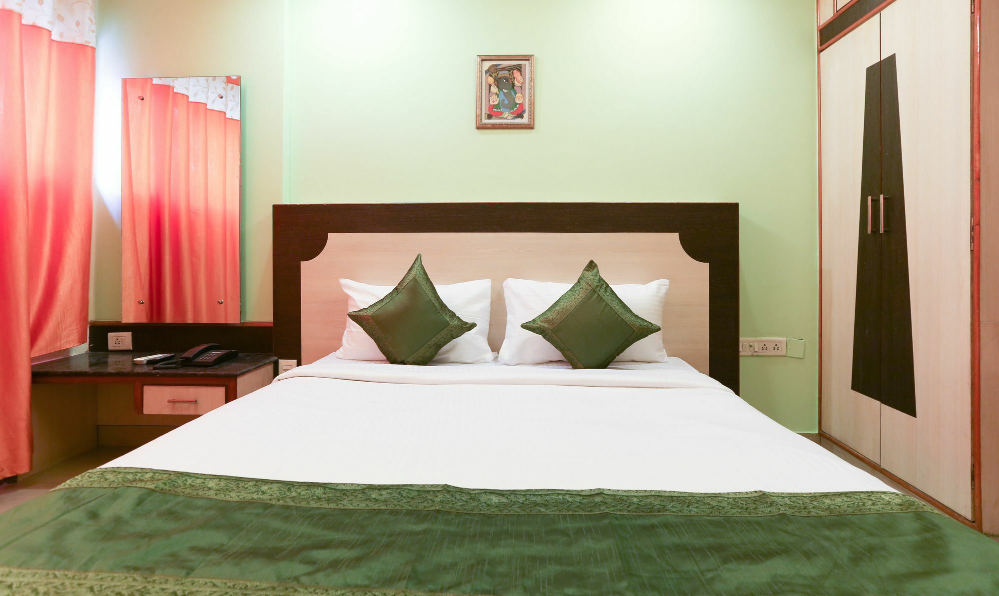 فندق Treebo Trip Grand Regency بنغالور المظهر الخارجي الصورة